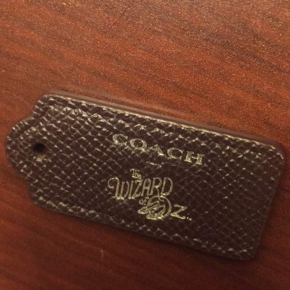 LOST💕TAG NEEDS BAG💕 SAD OZ TAG!